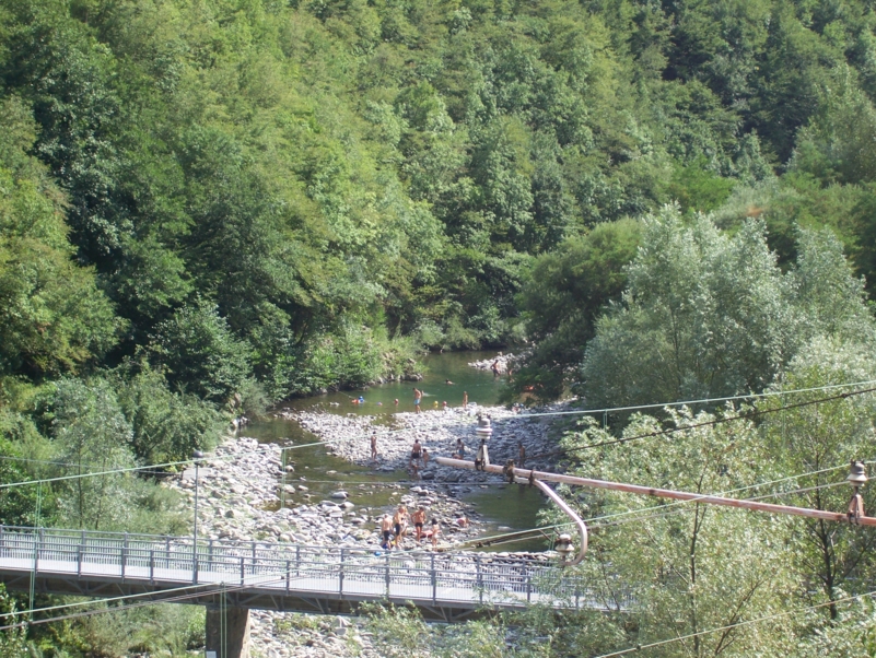  Image name: Parco155.jpg 
 width: 801 pixel 
 height: 602 pixel 
 Size: 589633 bytes 
 Click to enlarge 